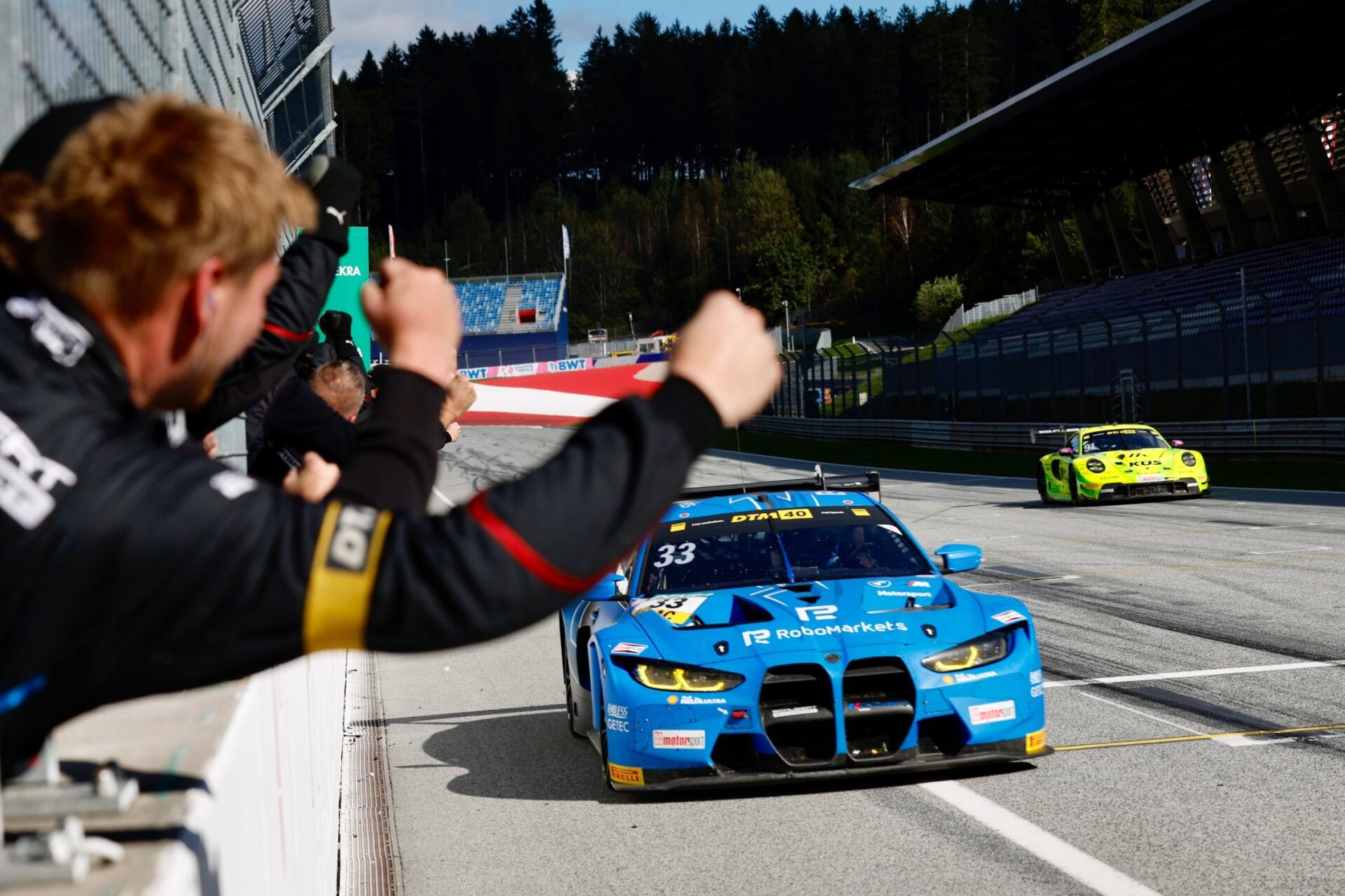 Schubert Motorsport, #33 BMW M4 GT3, René Rast, RoboMarkets Schubert Motorsport, #33 BMW M4 GT3, René Rast, RoboMarkets