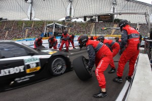 Edoardo Mortara gewinnt am Samstag das Showevent der DTM