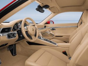 Innenraum Porsche 911 Carrera S und 911 Carrera