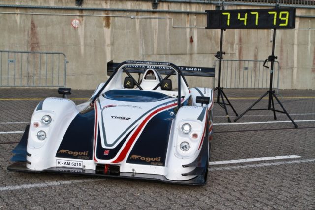 TMG EV P001 E-Sportler mit neuem Rundenrekord auf der Nordschleife Eine Runde auf der Nordschleife unter 8 Minuten