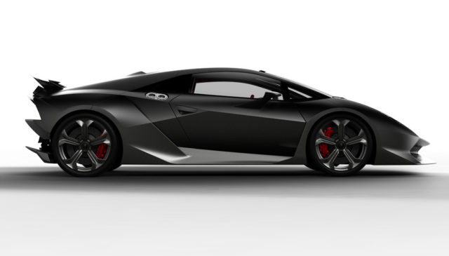 Lamborghini baut den Sesto Elemento in einer Kleinserie