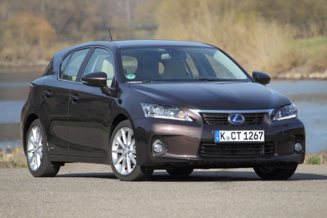 LEXUS CT 200h mit dem Top Safety Pick 2012 prämiert LEXUS CT 200h mit dem Top Safety Pick 2012 prämiert