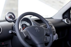 Cockpit des neuen Peugeot 107 