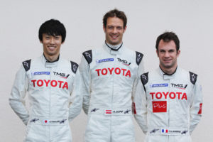 Fahrerbesetzung des ersten TS 030 Kazuki Nakajima- Alexander Wurz -Nicolas Lapierre  v.l.n.r.