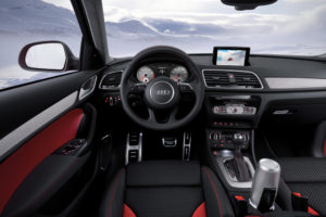 Sportliches Cockpit im Audi Q3 Vail 