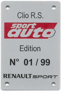 Nur 99 Exemplare wird es von der sport auto Edition des Clio R.S geben