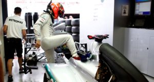 Formel 1 2012: Startaufstellung- Qualifikation zum GP von Australien-Lewis Hamilton holt erste Pole der neuen Saison Formel 1 Spanien 2012-Michael Schumacher hält Reifenwahl für Rennen offen