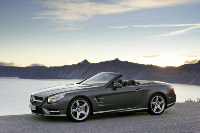 Neuer Mercedes SL-Klasse ab sofort bei den Mercedes Vertriebspartnern Neuer Mercedes SL-Klasse ab sofort bei den Mercedes Vertriebspartnern