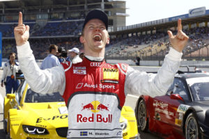 Mattias Ekström jubelt über erste Pole Position im A5 DTM zum Saisonauftakt