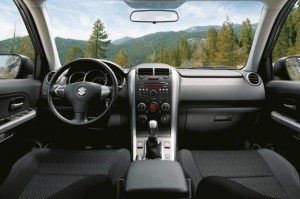 Suzuki Grand Vitara Facelift 2012 Innenraum mit neuer Soundanlage und neuem Navi Suzuki Grand Vitara Facelift 2012 Innenraum mit neuer Soundanlage und neuem Navi