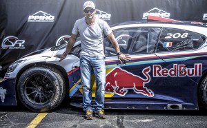 Rallye Weltmeister Sebastien Loeb und PS Monster Peugeot 208 T16