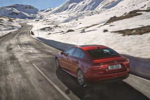 Jaguar XE unter den sieben Finalisten zur Wahl Auto des Jahres 2016