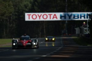 24h Le mans Toyota  TS050 HYBRID kaum Probleme bis zum Drama