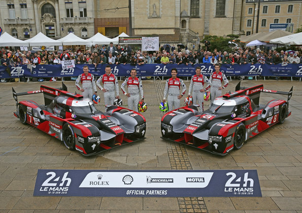 Audi R18 (2016) #7 (Audi Sport Team Joest), Marcel Fässler, André Lotterer, Benoît Tréluyer Audi R18 (2016) #8 (Audi Sport Team Joest), Lucas di Grassi, Loïc Duval, Oliver Jarvis