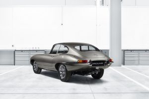 Restaurierter E-Type Reborn Techno Classica