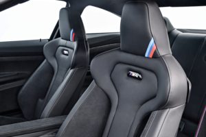 BMW M4 CS Leichtbau M Sportsitzen mit Leder-Alcantara-Bezug 