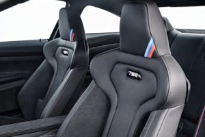 BMW M4 CS Leichtbau M Sportsitzen mit Leder-Alcantara-Bezug
