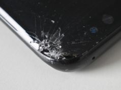 Samsung Galaxy S8 übersteht Falltest nicht Beschädigung beim Galaxy S8 nach dem Falltest