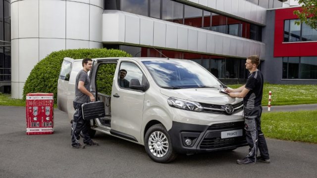 Toyota Proace ist KEP-Transporter des Jahres 2017