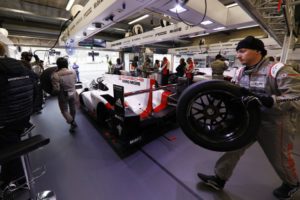 Porsche 919 Hybrid, Porsche LMP Team Timo Bernhard, Brendon Hartley, Earl Bamber