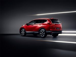 Neuer Honda CR-V 2018 Seiten-Heckansicht Foto: © Honda