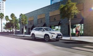 Lexus RX L 2017  Foto: © Lexus