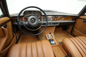 Mercedes-Benz 300 SEL 6.3 (W 109), gebaut von 1968 bis 1972. Interieur. Foto von der Mercedes-Benz Classic Insight „Die Tradition der S-Klasse“, Oktober 2017, in Friedrichsruhe © Daimler AG