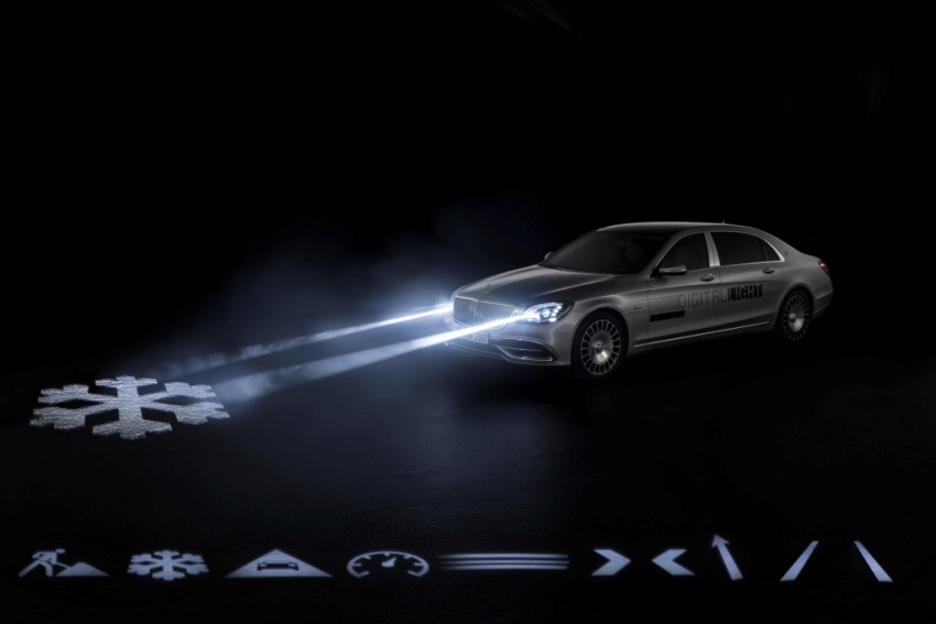 Mercedes- Benz DIGITAL LIGHT: Die revolutionäre Scheinwerfertechnologie DIGITAL LIGHT mit nahezu blendfreiem Fernlicht in HD-Qualität und mit mehr als zwei Millionen Pixel Auflösung steht für höchste Präzision, optimale Sicht des Fahrers nahezu ohne Blendwirkung sowie für Performance, Fahrassistenz und Kommunikation Foto: © Daimler AG