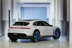 Porsche Konzeptstudie Mission E Cross Turismo  Foto: © Porsche