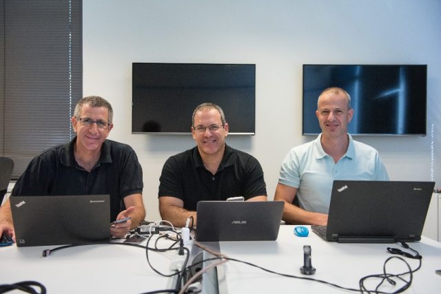 Start Up Anagog Gruender Anagog Gründer: Yaron Aizenbud - Ofer Tziperman - Gil Levy (von links) © Porsche