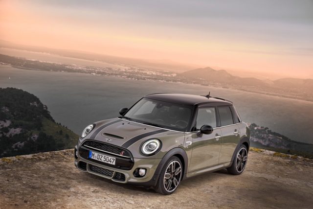 MINI Cooper S 5-Türer MINI Cooper S 5-Türer © BMW AG