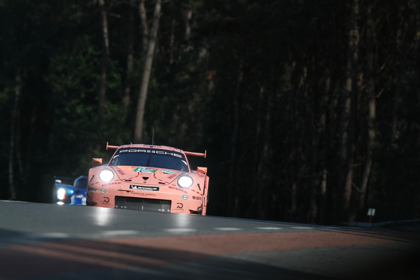 24 Stunden von Le Mans Porsche 911 RSR, Porsche GT Team (92), Michael Christensen (DK), Kevin Estre (F) Laurens Vanthoor (B), Le Mans 2018 &copy; Porsche Motorsport