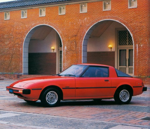 Mazda RX-7 1978 Mazda RX-7 1978 © Mazda
