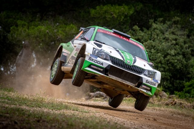 Rallye Italien Skoda Fabia R5 norwegischen ŠKODA Junioren Ole Christian Veiby und Stig Rune Skjaermœn ©: Skoda Motorsport