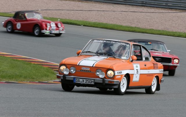 Als einziges Sportcoupé des Ostens einst begehrter Traumwagen, heute Sympathieträger bei den Sachsenring Classic: der SKODA 110 R. © Skoda