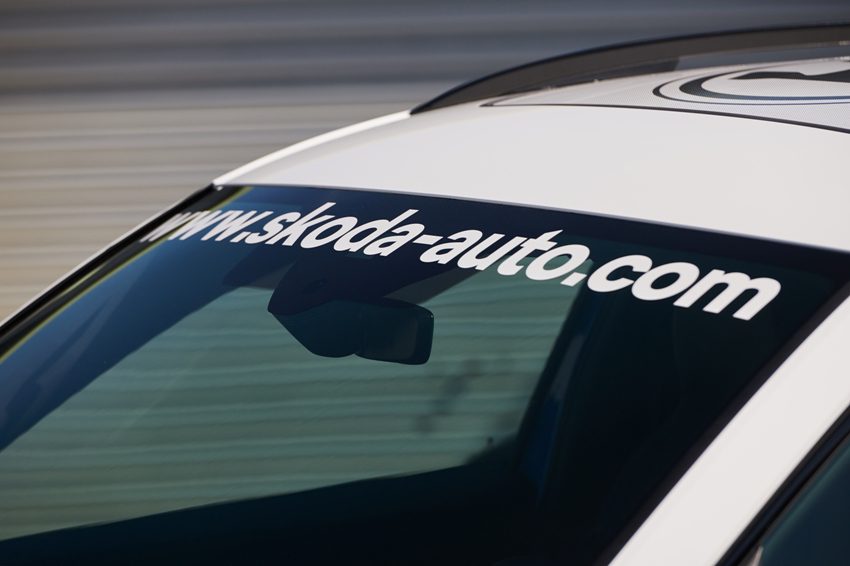Das erste High-Performance-SUV von SKODA, der KODIAQ RS, demonstriert seine sportlichen Fähigkeiten auf der Nürburgring-Nordschleife &copy; Skoda