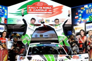 Das SKODA AUTO Deutschland Erfolgsduo Fabian Kreim und Frank Christian (D/D) bejubelt seinen ersten U28-Sieg in der FIA Rallye-Europameisterschaft (ERC) © Skoda Motorsport