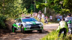 Skoda bei der Rallye Finnland 2018 Die norwegischen SKODA Junioren Ole Christian Veiby und Stig Rune Skjaermœn (ŠKODA FABIA R5) belegen nach der Freitagsetappe Rang 4 in der WRC 2-Kategorie © Skoda Motorsport