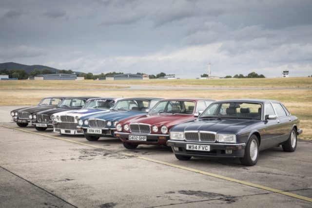 Mit sechs historischen Exponaten und Modellen aus jüngerer Vergangenheit und Gegenwart feiert Jaguar beim diesjährigen Oldtimer- Grand-Prix den 50. Geburtstag seiner sportlichen Repräsentationslimousine XJ © Jaguar