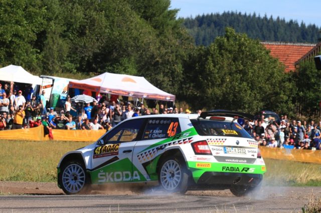 Skoda bei der Rallye Deutschland Spektakuläre Bestzeit: Fabian Kreim und Frank Christian (D/D) glänzen bei der ADAC Rallye Deutschland am Freitag mit Platz 1 in der Prüfung ‚Mittelmosel 1‘. © Skoda Motorsport