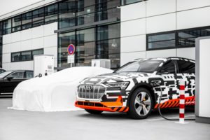 Audi e-tron Charging Service komplettiert Ladeangebot © AUDI AG
