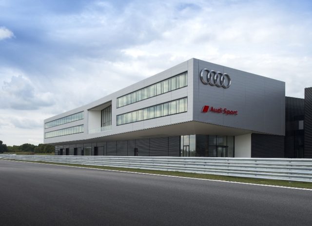 Kompetenz-Center Motorsport von Audi in Neuburg © Audi AG
