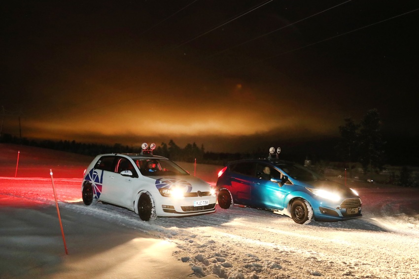 VW Golf und Ford Fiesta waren die Testfahrzeuge für den ADAC Winterreifentest 2018 VW Golf und Ford Fiesta waren die Testfahrzeuge für den ADAC Winterreifentest 2018. © ADAC