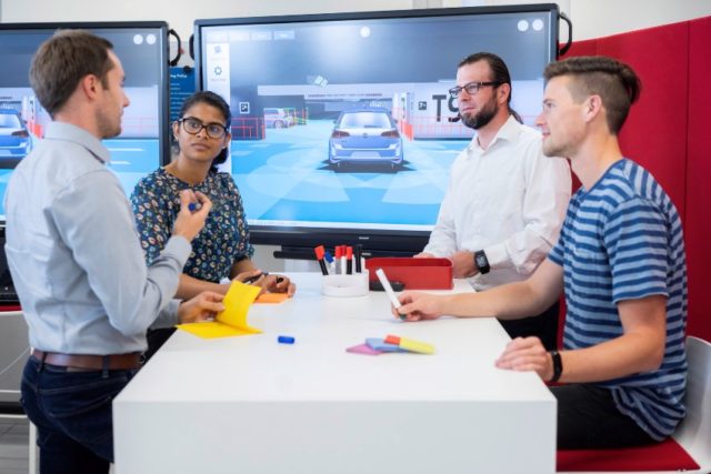 Volkswagen will neue Assistenzsysteme auch mit virtuellen Testfahrten zur Serienreife bringen Volkswagen will neue Assistenzsysteme auch mit virtuellen Testfahrten zur Serienreife bringen © Volkswagen