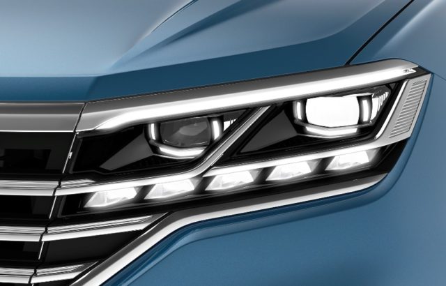 IQ.Light – LED-Matrixscheinwerfer (interaktiv per Kamera gesteuertes Abblend- und Fernlicht) IQ.Light – LED-Matrixscheinwerfer (interaktiv per Kamera gesteuertes Abblend- und Fernlicht) © Volkswagen AG