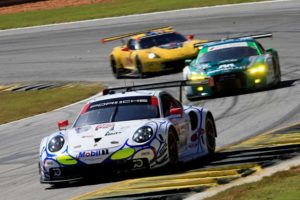 Porsche 911 RSR (912), Porsche GT Team: Earl Bamber, Mathieu Jaminet, Laurens Vanthoor © Porsche Motorsport