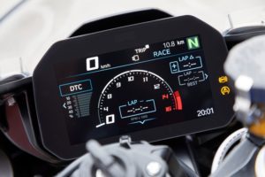 BMW S 1000 RR I-Kombi mit 6.5 Zoll TFT-Farbdisplay © BMW AG