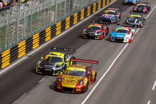 Porsche 911 GT3 R, Manthey-Racing (912), Earl Bamber (NZ) Porsche 911 GT3 R, Manthey-Racing (912), Earl Bamber (NZ) © Porsche Motorsport