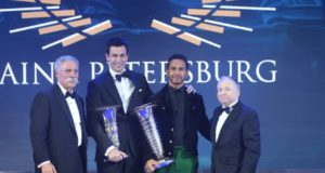 Formel 1 – Mercedes AMG Petronas Motorsport und Lewis Hamilton nehmen Weltmeisterpokale in Empfang Formel 1, Mercedes-AMG Petronas Motorsport, FIA Prize Giving Gala © Daimler AG