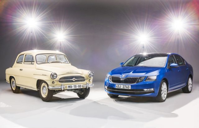 Eine Legende wird 60: Der SKODA OCTAVIA feiert Jubiläum. Bis heute haben sich fast 6,5 Millionen Kunden für einen ŠKODA OCTAVIA entschieden. Das Bild zeigt einen Vertreter der ersten Generation aus dem Jahr 1959 und das aktuelle Modell. #© Skoda